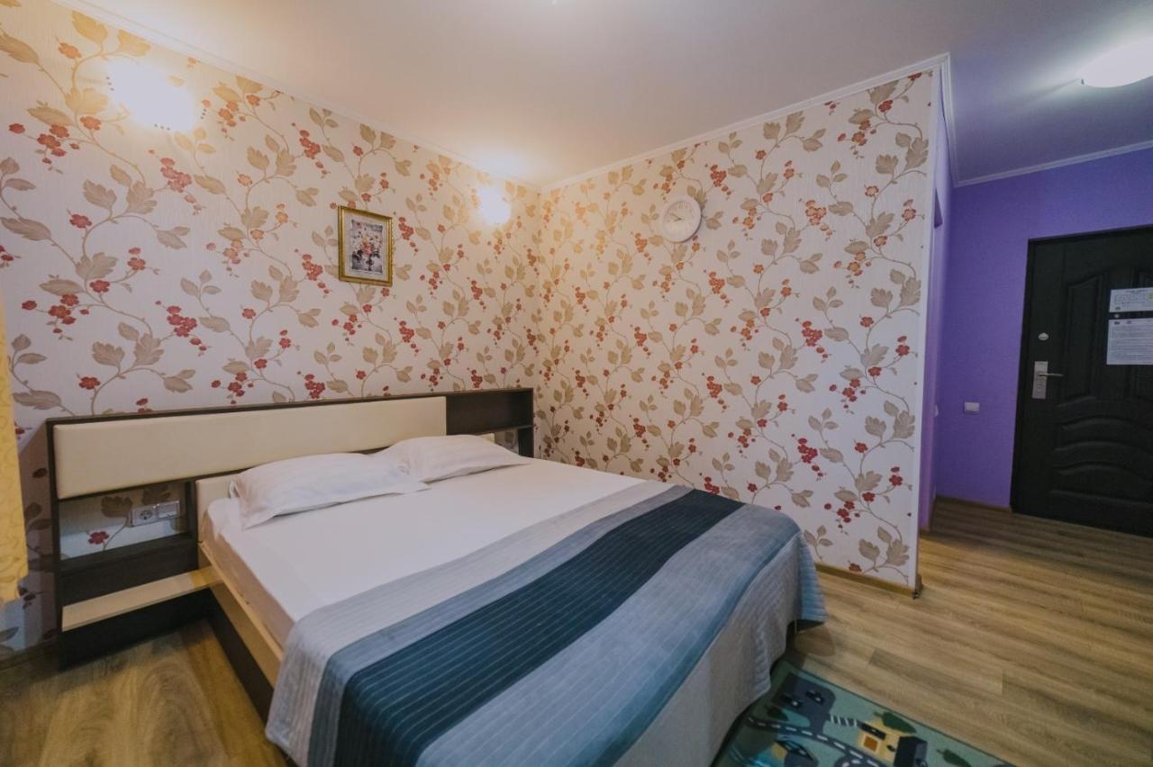 Hostel Denisa 布泽乌 外观 照片