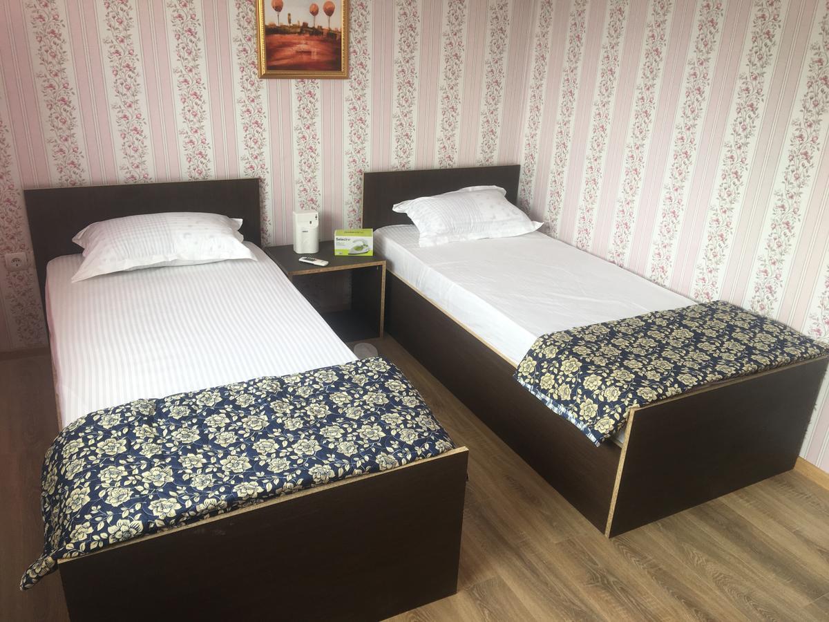 Hostel Denisa 布泽乌 外观 照片