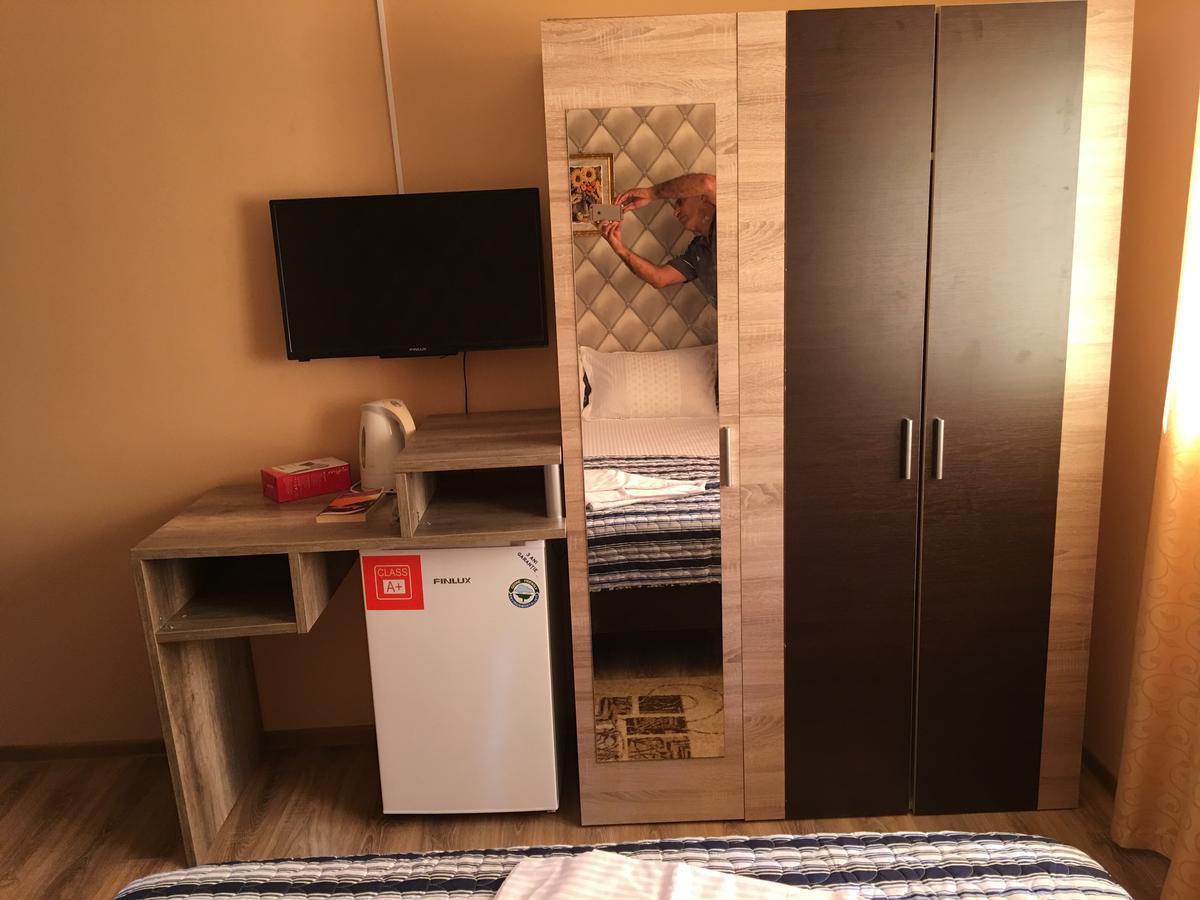 Hostel Denisa 布泽乌 外观 照片