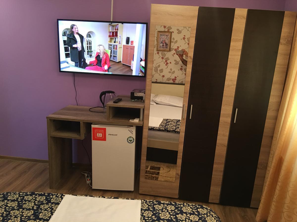 Hostel Denisa 布泽乌 外观 照片